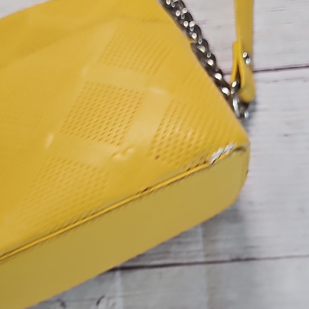 Betsey Johnson Yellow Crossbody Bag with Metallic Hardware - Picture 10 of 16